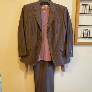 Ladies Calvin Klein 3pc Suit